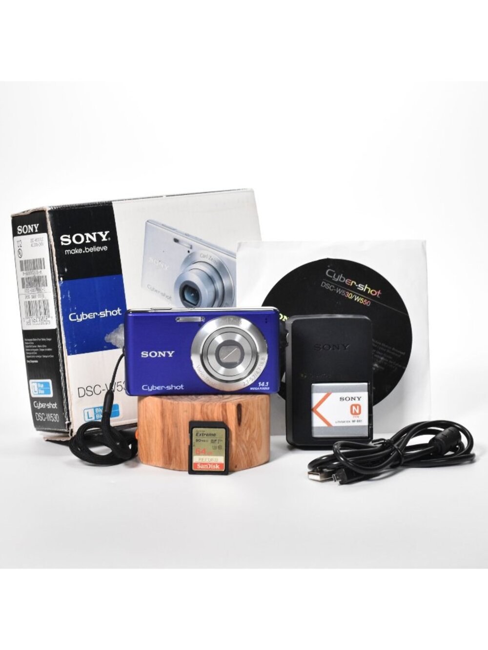 Sony Cyber-shot DSC-W530 Digital Camera 14.1MP 4x Opt Zoom Video 64GB SD MINT